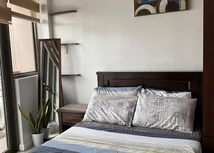 Prime Location And Affordable In Legaspi Village, Makati With View *