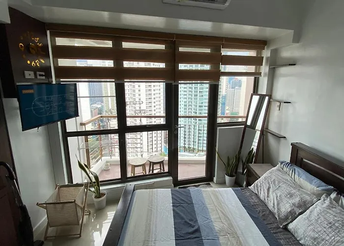 Apartment Prime Location And Affordable In Legaspi Village, Makati With View Manila